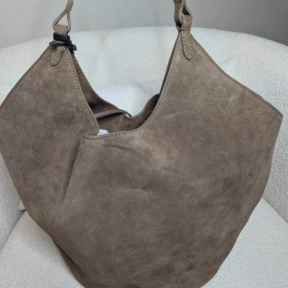 VIOLA CASTELLANI Made In Italy Suede Oval Bottom Hobo New with tags